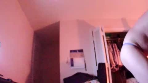 Snapshot of dfwbihottie972 chatting on February 8, 2:59 am dfwbihottie972 online show from February 8, 2:59 am