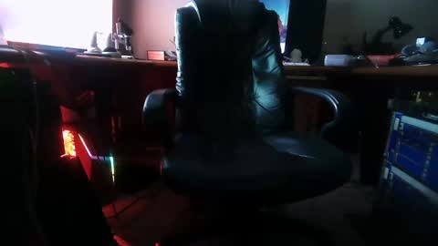 Snapshot of dfwgonewrong chatting on February 2, 8:46 am dfwgonewrong online show from February 2, 8:46 am