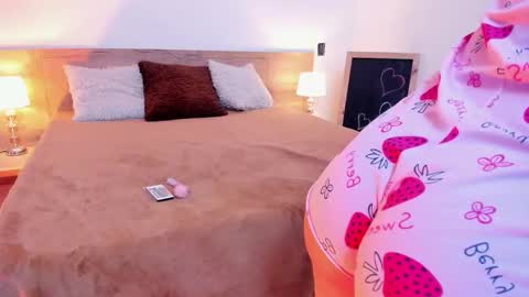 dhara__cloy online show from September 19, 3:52 am