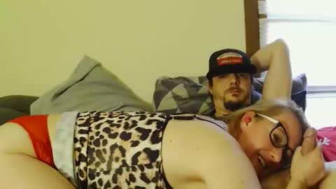 dharbison23 online show from March 10, 12:43 pm