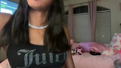 Dolly online show from April 25, 3:09 am