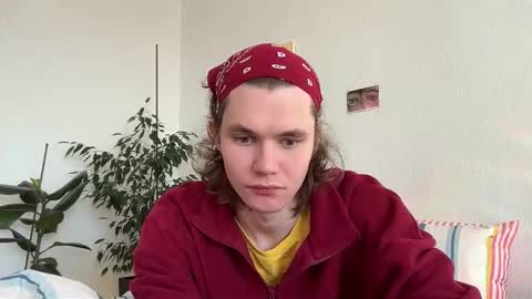 Snapshot of di_n_alex chatting on January 18, 8:40 am Di Alex online show from January 18, 8:40 am