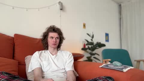 Di Alex online show from March 14, 8:42 am