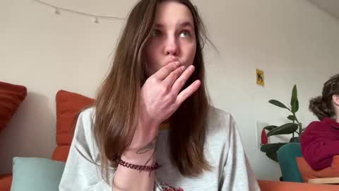 Di Alex online show from April 25, 1:41 pm