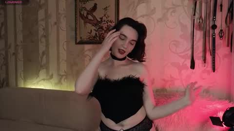 Snapshot of dia__diana chatting on October 17, 1:03 pm Diana Di Honey online show from October 17, 1:03 pm