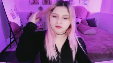 Dia online show from March 17, 6:55 pm