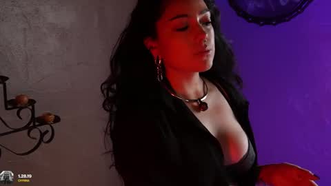 Snapshot of diabla_x chatting on January 8, 7:27 pm DIABLA online show from January 8, 7:27 pm