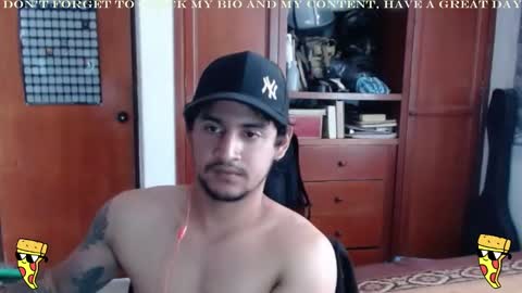 Snapshot of diamond_bruno chatting on February 17, 3:31 pm Bruno Diamond online show from February 17, 3:31 pm