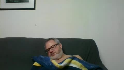 Snapshot of diamond_couple_82 chatting on February 4, 7:07 am diamond_couple_82 online show from February 4, 7:07 am