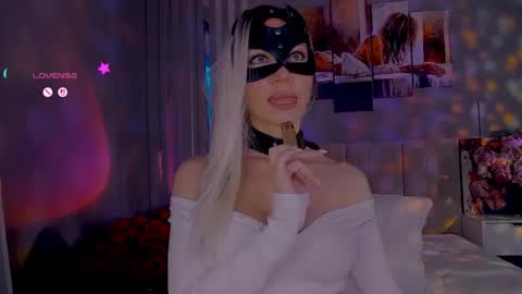 Snapshot of diamond_mari chatting on March 5, 4:08 am MARI online show from March 5, 4:08 am