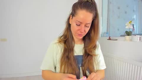 diamondkay_ online show from February 24, 6:22 am