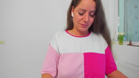 diamondkay_ online show from May 6, 7:57 am