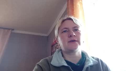 Snapshot of diamondlady555 chatting on March 13, 1:51 pm Alena online show from March 13, 1:51 pm