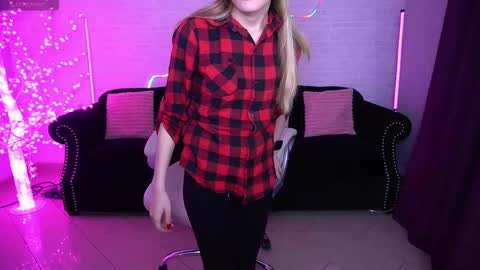 Snapshot of diamondnina chatting on February 28, 9:05 pm DiamondNina online show from February 28, 9:05 pm