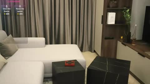 Iris online show from February 16, 8:11 pm