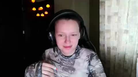 diana_back3 online show from December 14, 11:59 am