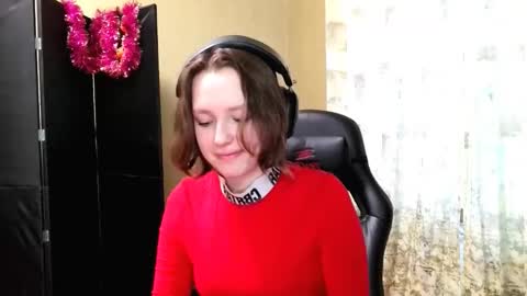 diana_back3 online show from January 6, 11:58 am