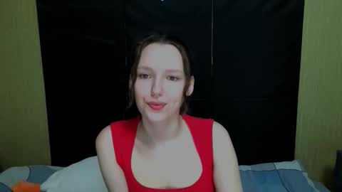 diana_back3 online show from February 5, 1:16 pm