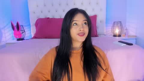 Snapshot of diana_clarck chatting on May 13, 7:55 pm Diana Tamayo online show from May 13, 7:55 pm