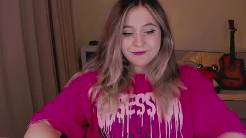 Snapshot of diana_floweri chatting on December 3, 1:43 pm Diana online show from December 3, 1:43 pm