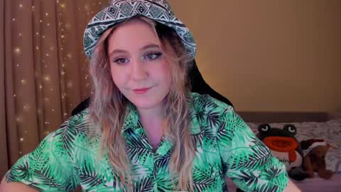 Snapshot of diana_floweri chatting on December 26, 10:37 am Diana online show from December 26, 10:37 am