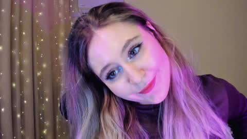 Snapshot of diana_floweri chatting on January 12, 12:23 pm Diana online show from January 12, 12:23 pm