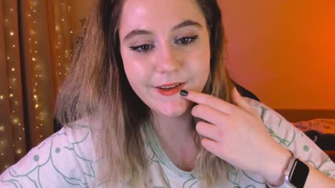 Snapshot of diana_floweri chatting on January 31, 1:02 pm Diana online show from January 31, 1:02 pm