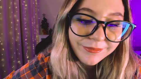 Snapshot of diana_floweri chatting on February 2, 12:46 pm Diana online show from February 2, 12:46 pm