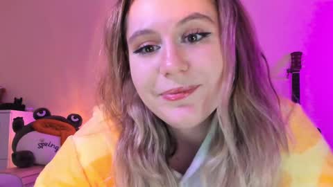 Snapshot of diana_floweri chatting on February 12, 3:38 pm Diana online show from February 12, 3:38 pm