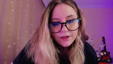 Snapshot of diana_floweri chatting on March 1, 1:29 pm Diana online show from March 1, 1:29 pm