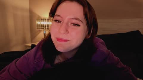 Snapshot of diana_floweri chatting on October 22, 2:45 am Diana online show from October 22, 2:45 am