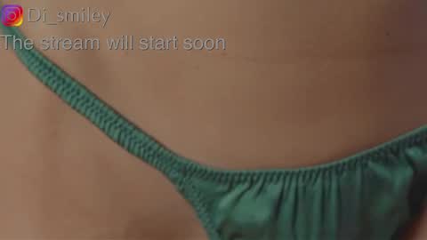 Snapshot of diana_smiley chatting on November 22, 2:32 am Diana online show from November 22, 2:32 am