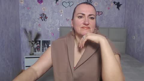 Snapshot of dianamgg chatting on March 9, 6:39 am Diana online show from March 9, 6:39 am