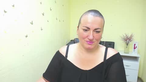 Diana online show from May 18, 5:24 am