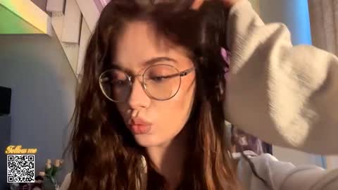 dianaowens online show from March 25, 10:21 am