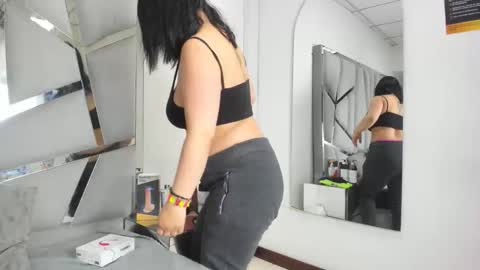 Snapshot of dianarous chatting on October 7, 4:20 am dianarous online show from October 7, 4:20 am