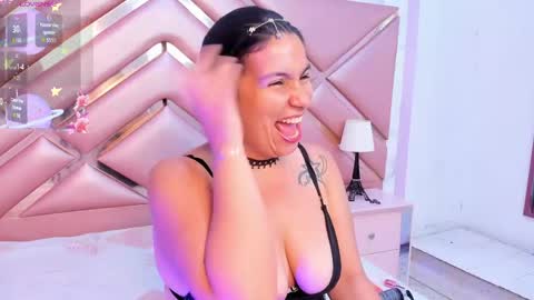 dianasheren online show from April 25, 9:12 pm