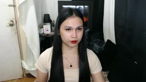 Snapshot of diane_intownx chatting on January 18, 11:43 am Diane online show from January 18, 11:43 am