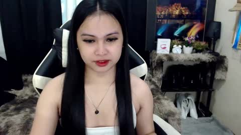 Snapshot of diane_intownx chatting on February 1, 1:55 am Diane online show from February 1, 1:55 am