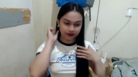 Snapshot of diane_intownx chatting on February 10, 10:31 am Diane online show from February 10, 10:31 am