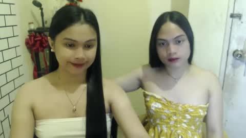 Snapshot of diane_intownx chatting on February 28, 4:10 am Diane online show from February 28, 4:10 am