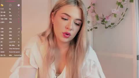 diannedibartolo online show from September 23, 7:39 pm