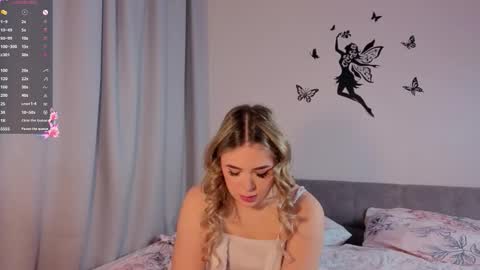 diannedibartolo online show from December 20, 6:09 am