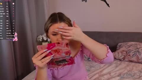 diannedibartolo online show from December 23, 6:11 am