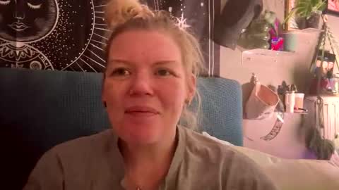 Beau online show from December 2, 11:23 pm