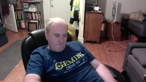 Snapshot of dickflasher5 chatting on December 2, 4:20 am Richard Fleischer online show from December 2, 4:20 am