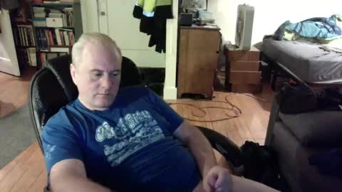 Snapshot of dickflasher5 chatting on January 11, 4:06 am Richard Fleischer online show from January 11, 4:06 am