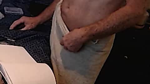 Snapshot of dickgiggler chatting on January 1, 8:56 am Sparkx online show from January 1, 8:56 am