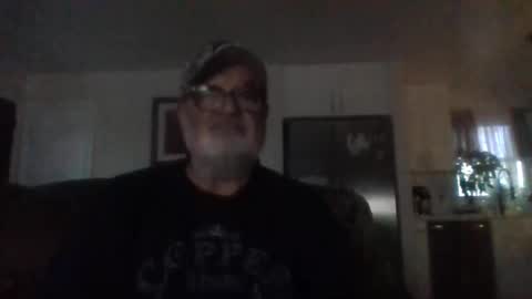 Snapshot of dickjr26 chatting on December 25, 9:43 pm dickjr26 online show from December 25, 9:43 pm