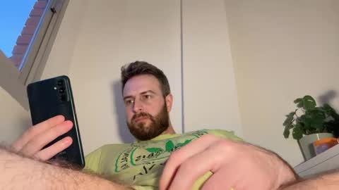 Im Julian  all cum shot videos here    online show from May 10, 7:19 pm